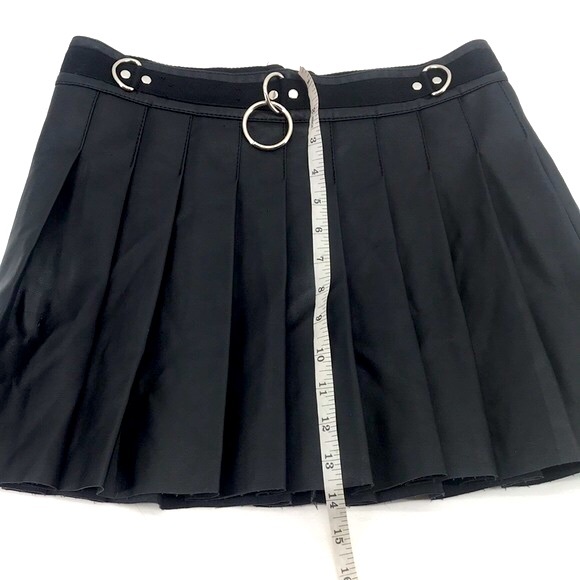 New Dolls Kill Current Mood Spade Punk Goth Vegan Leather Pleated Mini Skirt NWT - Picture 15 of 16